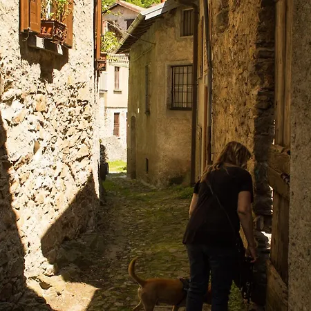 A Small House In A Fairytale Village Holiday home Taceno